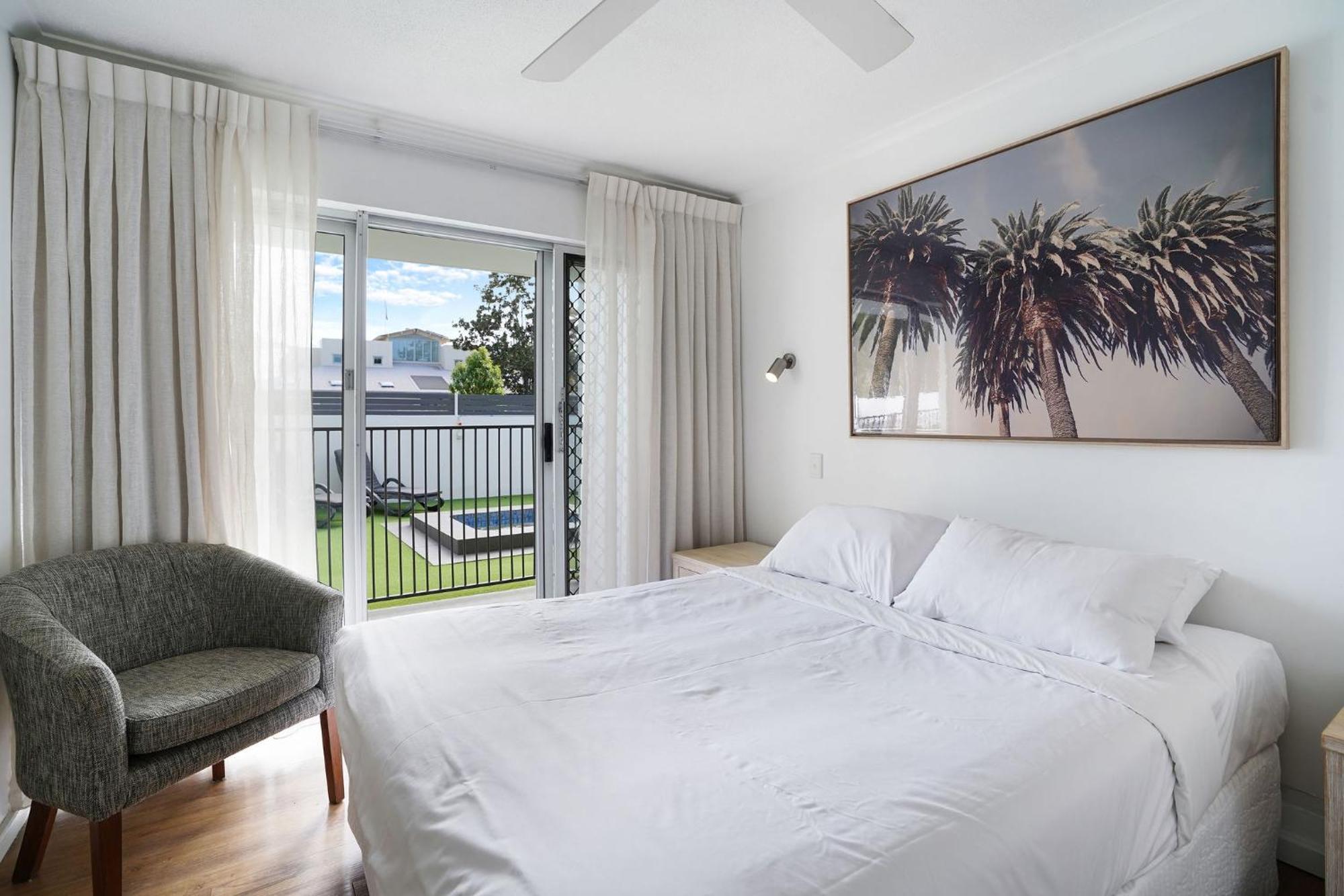 Noosa Parade Holiday Inn חדר תמונה